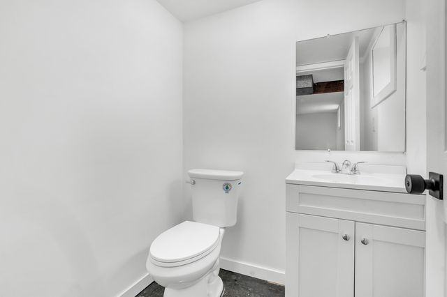 502 S 250 W, Valparaiso, IN 46385