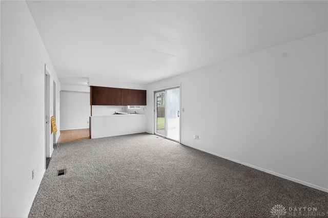 4436 Procuniar Drive, Huber Heights, OH 45424