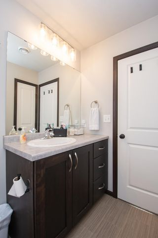 319 6th Street E, Horace, ND 58047