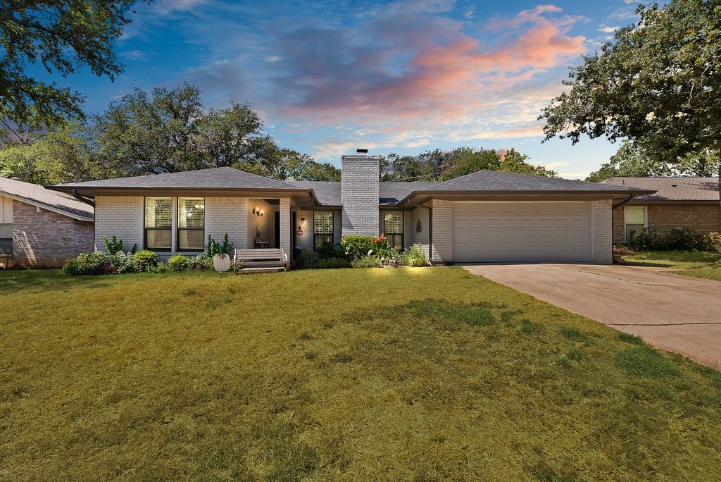 2500 Highgate Drive, Arlington, TX 76016 — photo 2