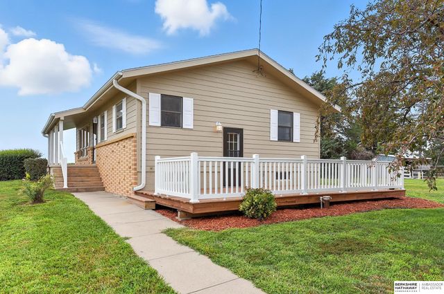 15918 Church Road, Louisville, NE 68037