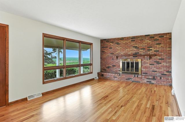 15918 Church Road, Louisville, NE 68037