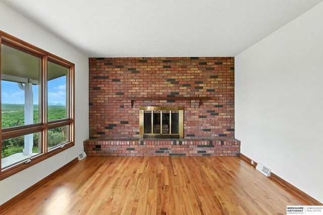 15918 Church Road, Louisville, NE 68037