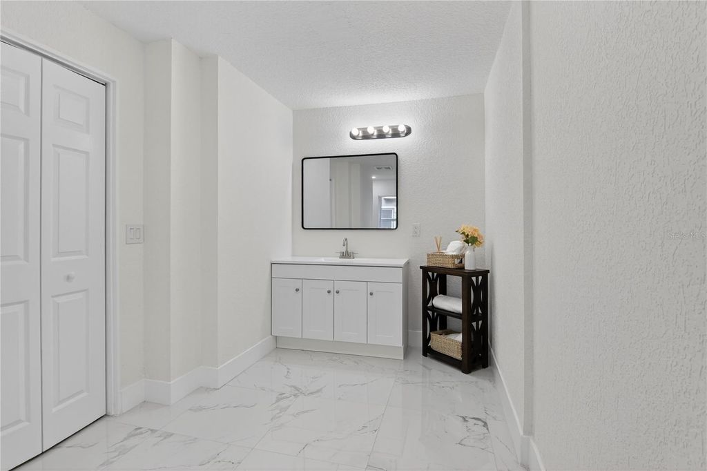 Image 28 of property listing at 3833 IRONWEDGE DRIVE, Orlando, FL 32808