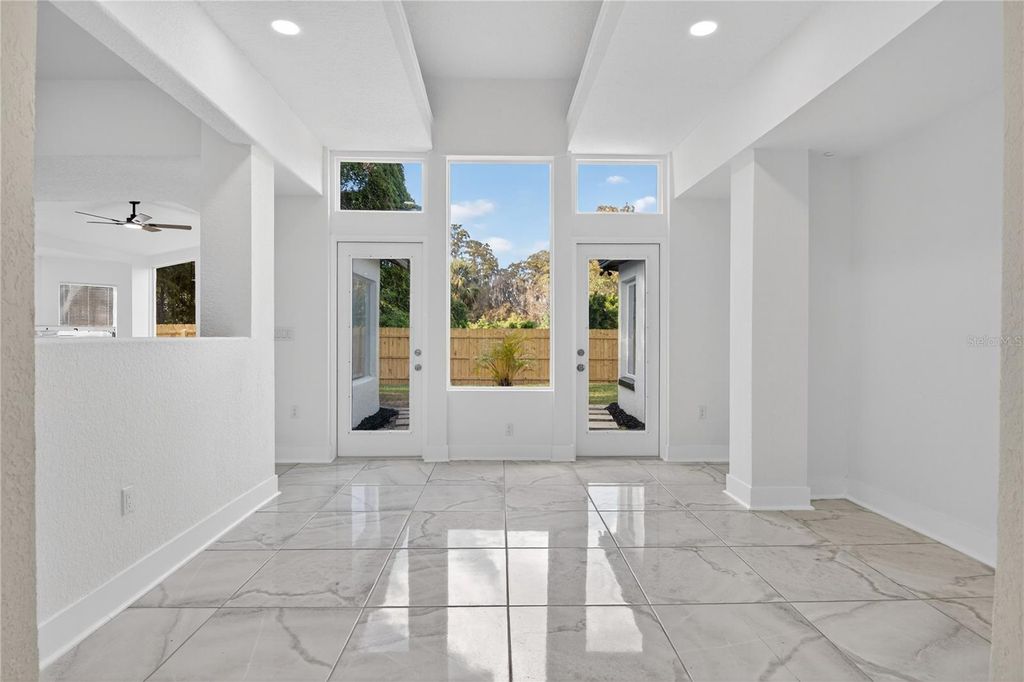 Image 8 of property listing at 3833 IRONWEDGE DRIVE, Orlando, FL 32808