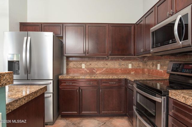 7173 W Dimming Star Drive, Tucson, AZ 85743