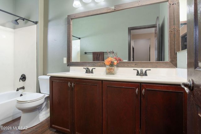 7173 W Dimming Star Drive, Tucson, AZ 85743