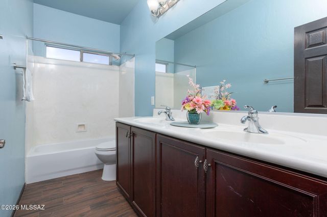 7173 W Dimming Star Drive, Tucson, AZ 85743