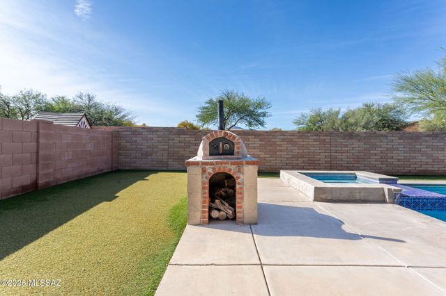 7173 W Dimming Star Drive, Tucson, AZ 85743