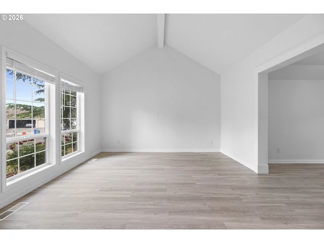 3565 Sw EASTWOOD Pl, Gresham, OR 97080