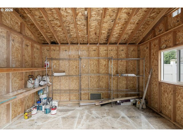 3565 Sw EASTWOOD Pl, Gresham, OR 97080