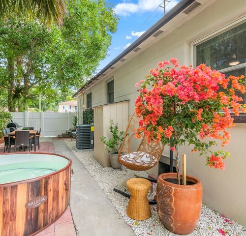 2402 W CYPRESS STREET, Tampa, FL 33609