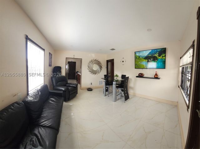 1935 NW 86th Ter, Miami, FL 33147