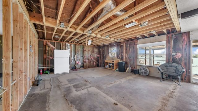 117 Casas Del Sur Street, Granbury, TX 76049
