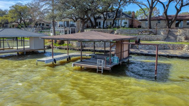 117 Casas Del Sur Street, Granbury, TX 76049