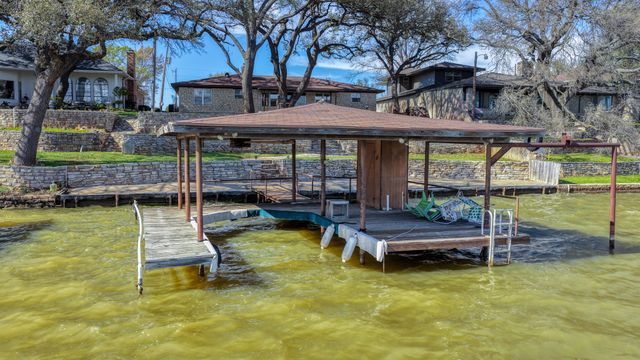 117 Casas Del Sur Street, Granbury, TX 76049