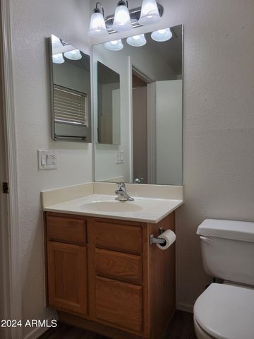 869 E SHEFFIELD Avenue, Gilbert, AZ 85296