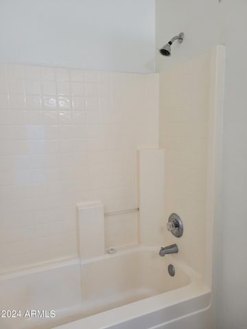 869 E SHEFFIELD Avenue, Gilbert, AZ 85296