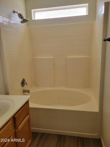 869 E SHEFFIELD Avenue, Gilbert, AZ 85296