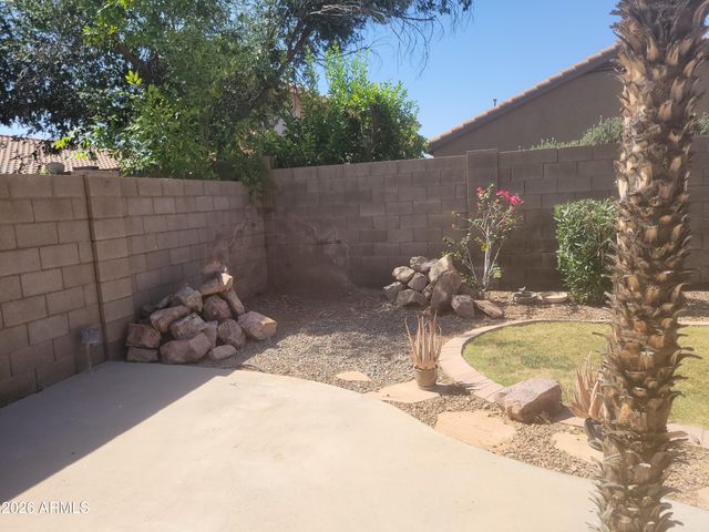869 E SHEFFIELD Avenue, Gilbert, AZ 85296