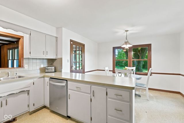 7631 Brookview Lane, Indianapolis, IN 46250
