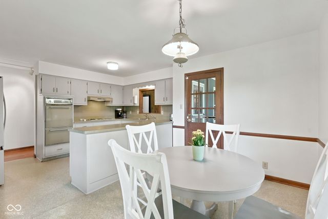 7631 Brookview Lane, Indianapolis, IN 46250