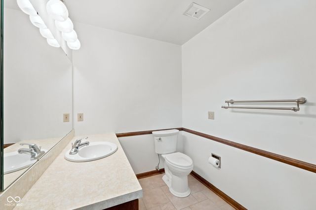 7631 Brookview Lane, Indianapolis, IN 46250