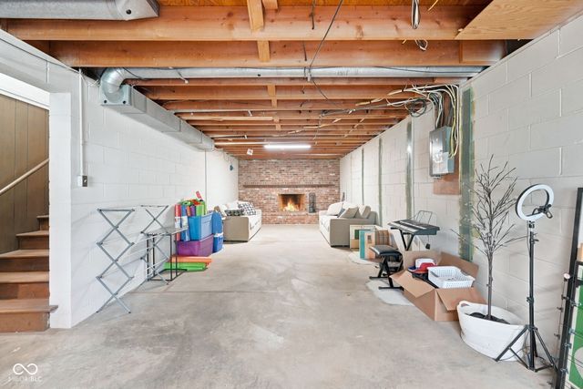 7631 Brookview Lane, Indianapolis, IN 46250