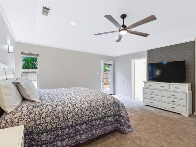 3313 Bobwhite Drive, Bedford, TX 76021