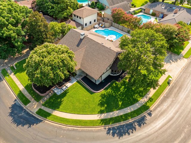 3313 Bobwhite Drive, Bedford, TX 76021