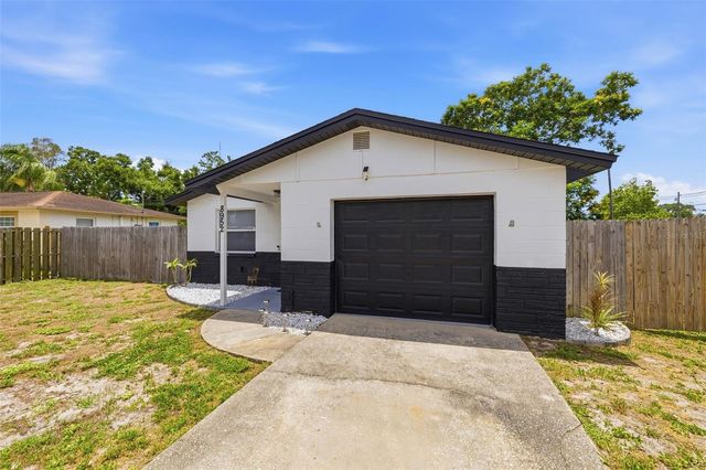 8952 NARCISSUS AVENUE, Seminole, FL 33777