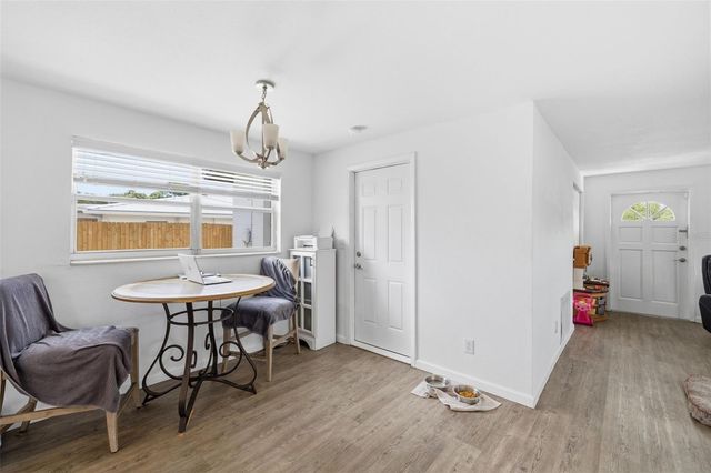 8952 NARCISSUS AVENUE, Seminole, FL 33777