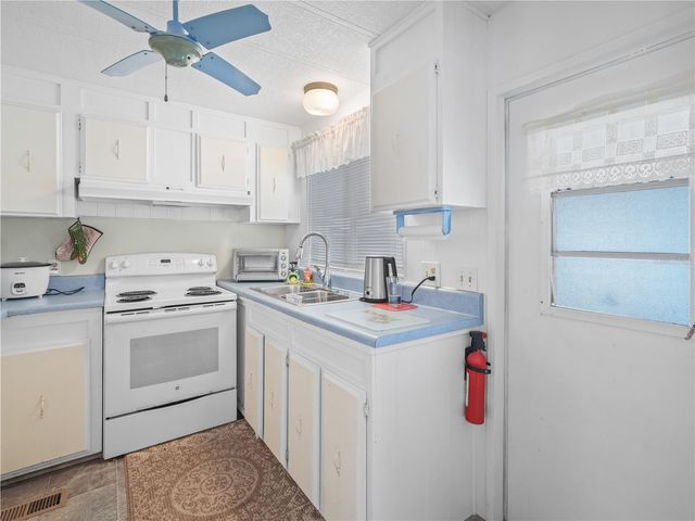 315 BEAVER LANE, Haines City, FL 33844