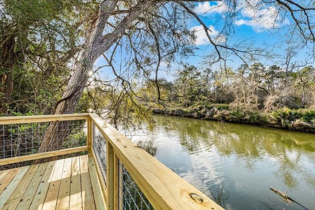 7908 Pin Oak Road, Alvin, TX 77511