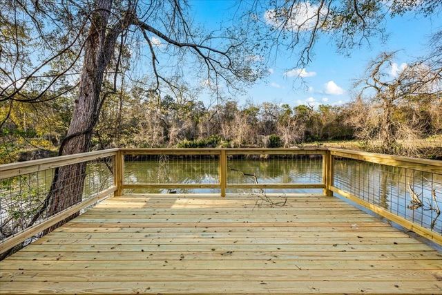 7908 Pin Oak Road, Alvin, TX 77511