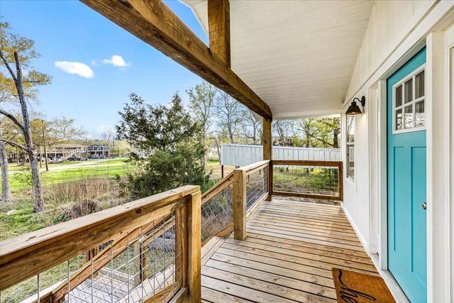 7908 Pin Oak Road, Alvin, TX 77511