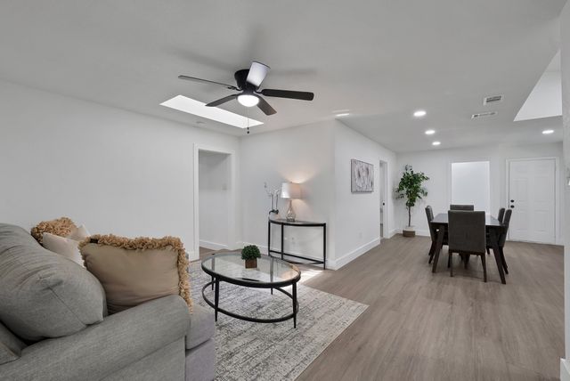 6928 Glen Hills Road, Richland Hills, TX 76118