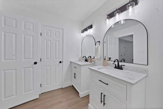 6928 Glen Hills Road, Richland Hills, TX 76118
