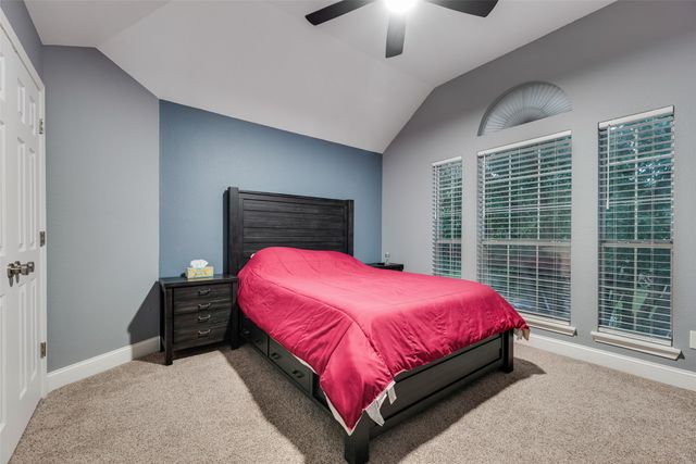 11709 Pheasant Creek Drive, Fort Worth, TX 76244