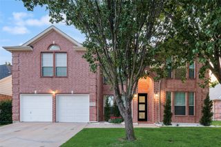 11709 Pheasant Creek Drive, Fort Worth, TX 76244