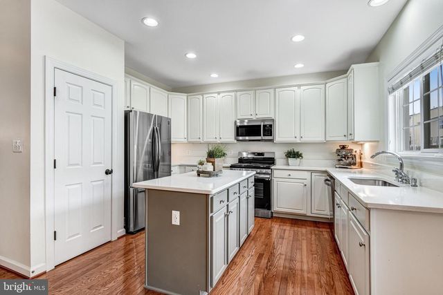 6030 POPES CREEK PL, Haymarket, VA 20169