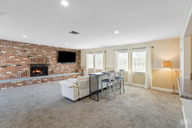 503 Ray Street, Bakersfield, CA 93308
