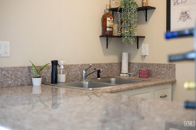 503 Ray Street, Bakersfield, CA 93308