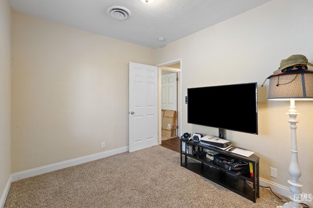 503 Ray Street, Bakersfield, CA 93308