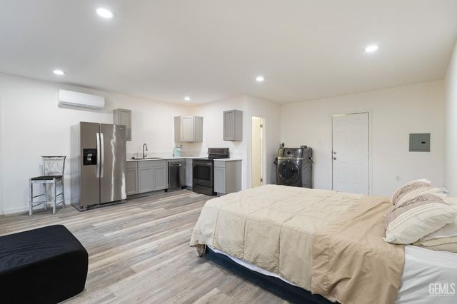 503 Ray Street, Bakersfield, CA 93308