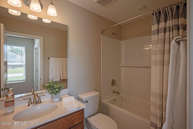 10972 HELMSDALE Lane, Jacksonville, FL 32221