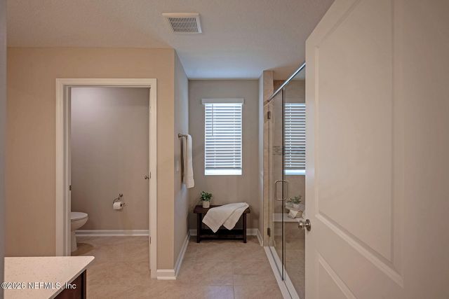 10972 HELMSDALE Lane, Jacksonville, FL 32221