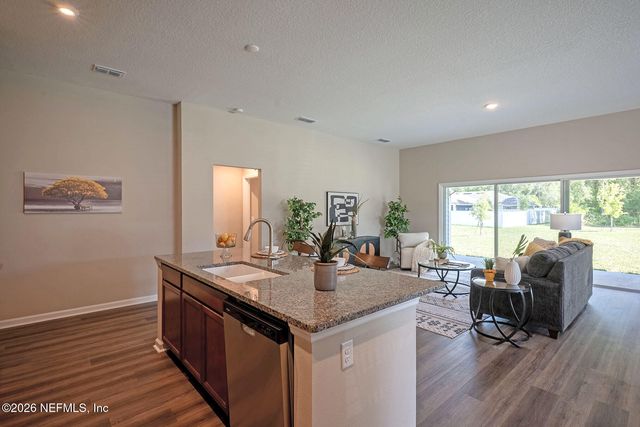 10972 HELMSDALE Lane, Jacksonville, FL 32221