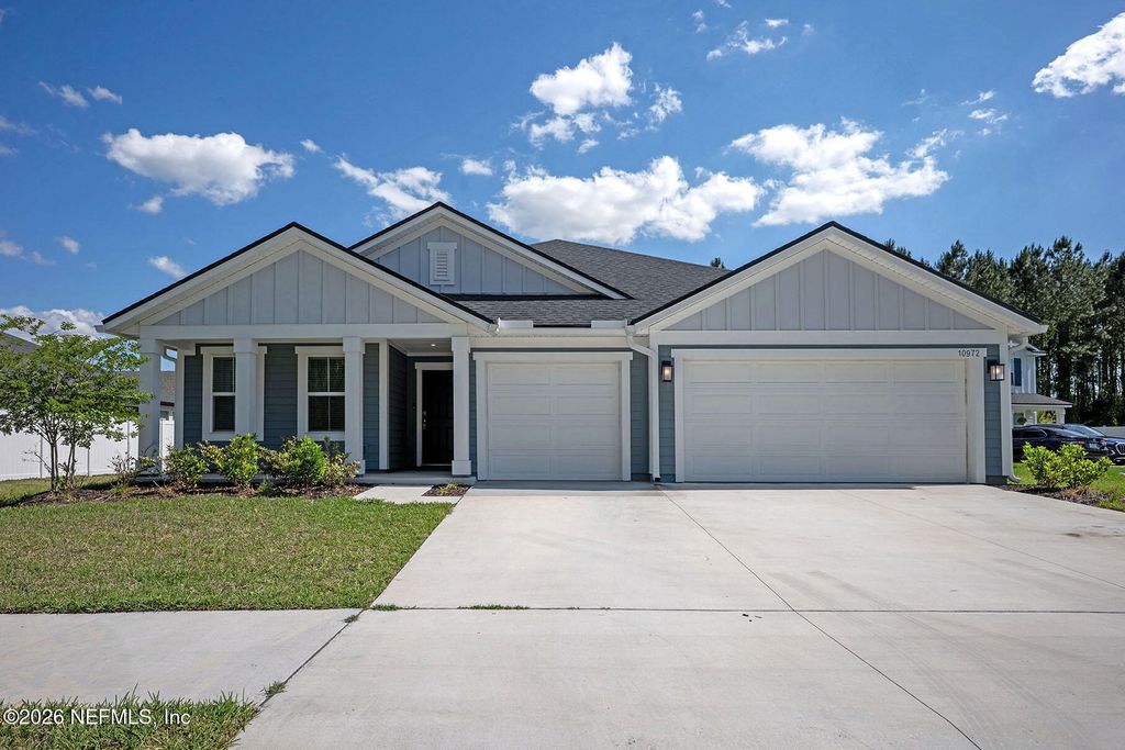 10972 HELMSDALE Lane, Jacksonville, FL 32221