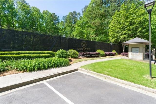1607 Woodcliff Drive, Atlanta, GA 30350